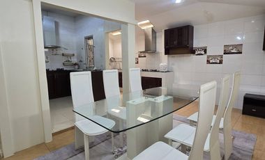 Casa en alquiler de 3 habitaciones en Bang Lamung, Chonburi