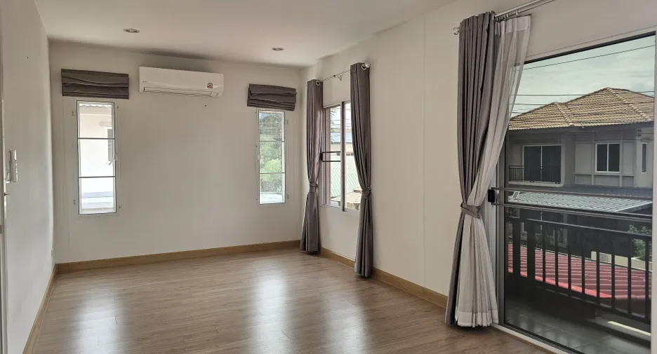For sale 3 bedrooms house in Bang Bua Thong, Nonthaburi