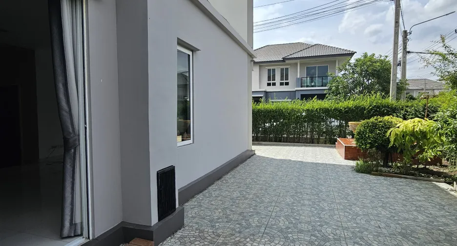 For sale 3 bedrooms house in Bang Bua Thong, Nonthaburi