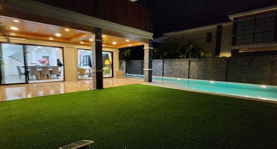 For sale 5 bedrooms villa in Bang Lamung, Chonburi