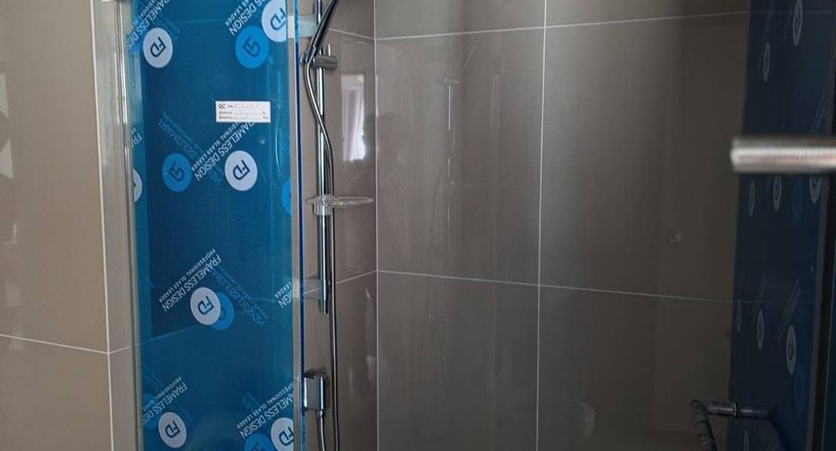 Condo en alquiler de 2 habitaciones en Bang Kapi, Bangkok