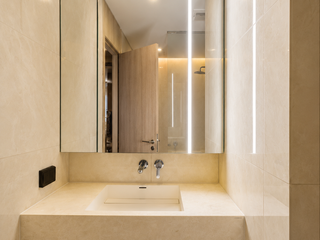 For sale 1 bed condo in Khlong Toei, Bangkok