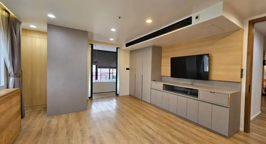 ขาย และ ให้เช่า 4 ห้องนอน คอนโด ใน สาทร, กรุงเทพฯ