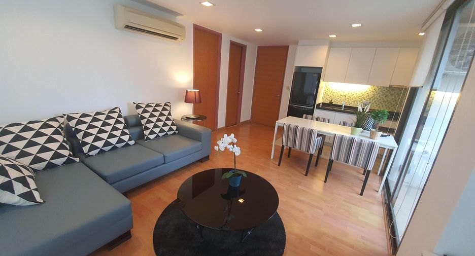 For sale 1 bed condo in Khlong Toei, Bangkok