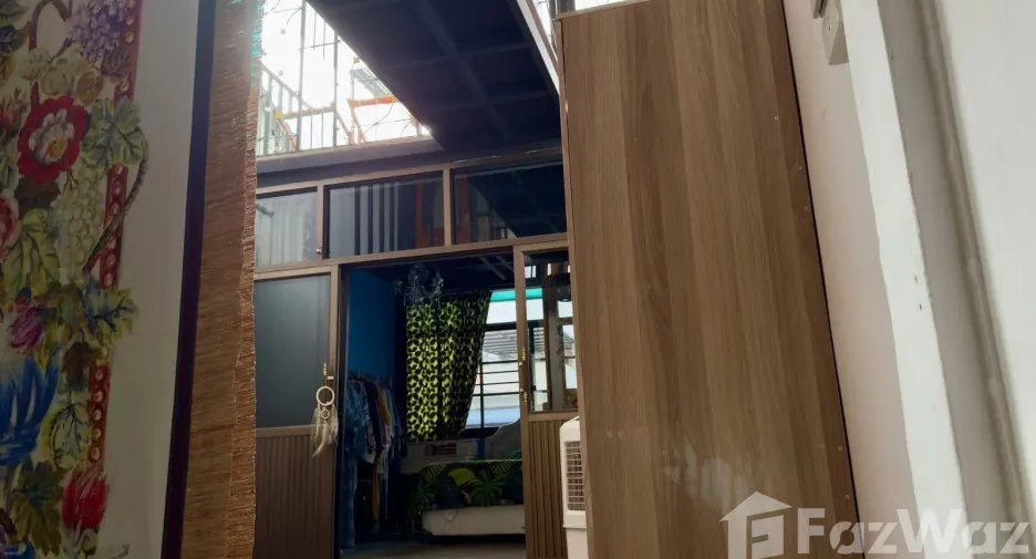 For sale 3 ベッドルーム townhouse in Sathon, Bangkok
