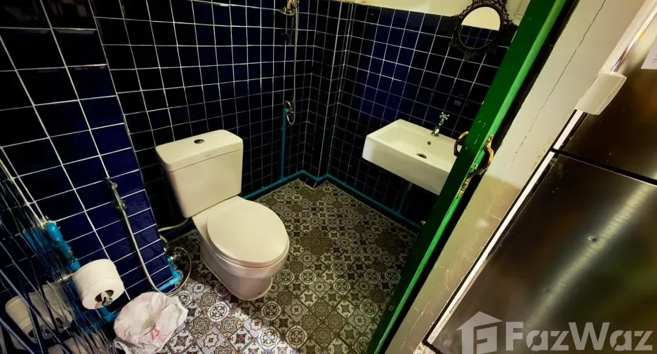 For sale 3 ベッドルーム townhouse in Sathon, Bangkok