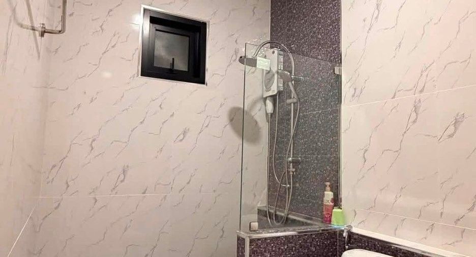 For rent 3 bedrooms house in Bang Lamung, Chonburi