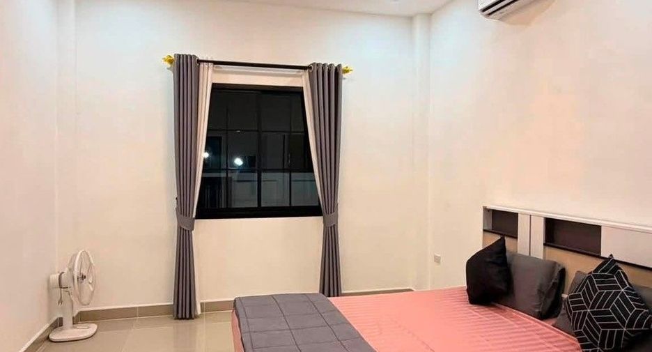 For rent 3 bedrooms house in Bang Lamung, Chonburi