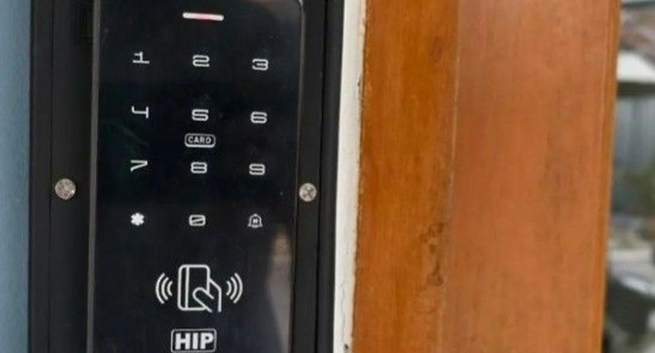 Продажа 14 спальни отель в Катху, Пхукет