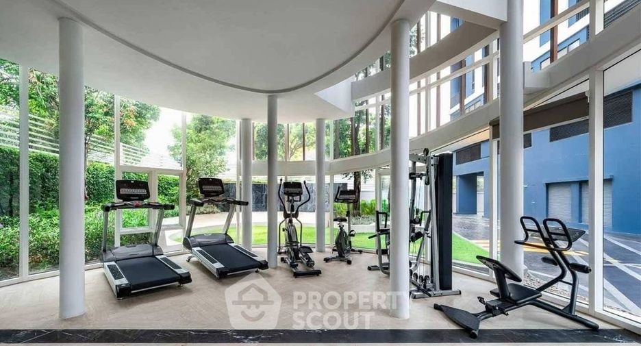 For sale 1 bed condo in Phra Khanong, Bangkok