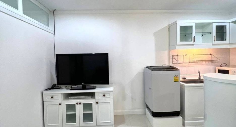 Wohnung zur Miete mit 1 Zimmer in Watthana, Bangkok