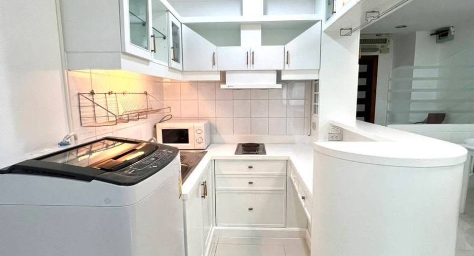 Wohnung zur Miete mit 1 Zimmer in Watthana, Bangkok