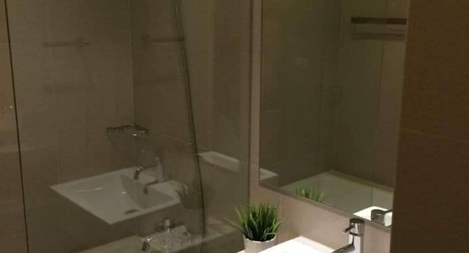 Condo en alquiler de 1 habitaciones en Khlong Toei, Bangkok