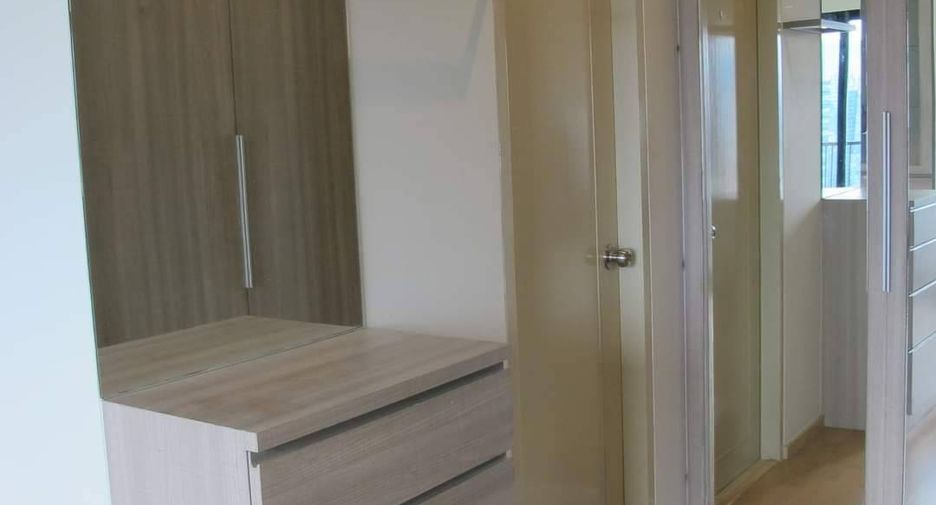 Condo en alquiler de 1 habitaciones en Khlong Toei, Bangkok