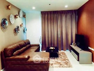 For rent 2 bedrooms condo in Yan Nawa, Bangkok