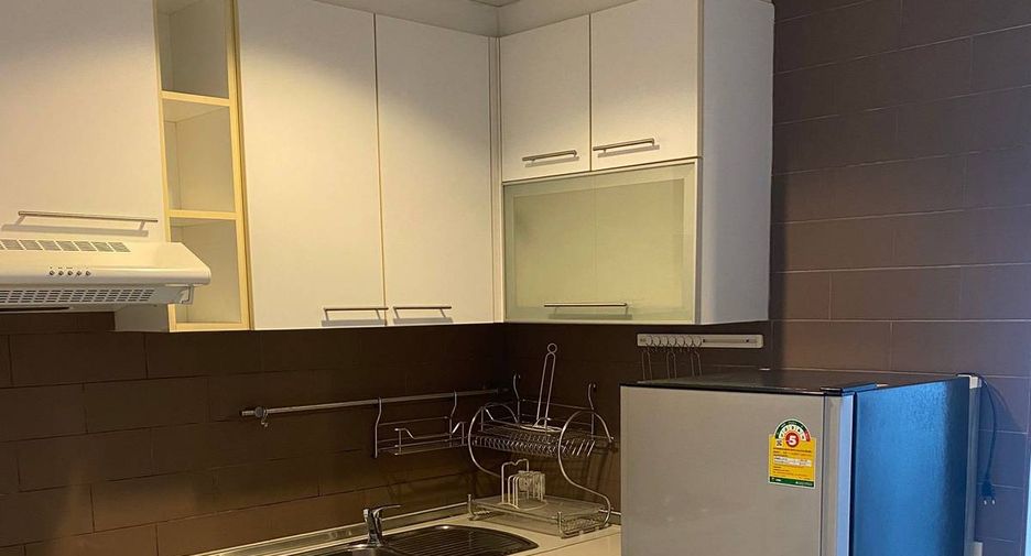For sale 2 bedrooms condo in Watthana, Bangkok