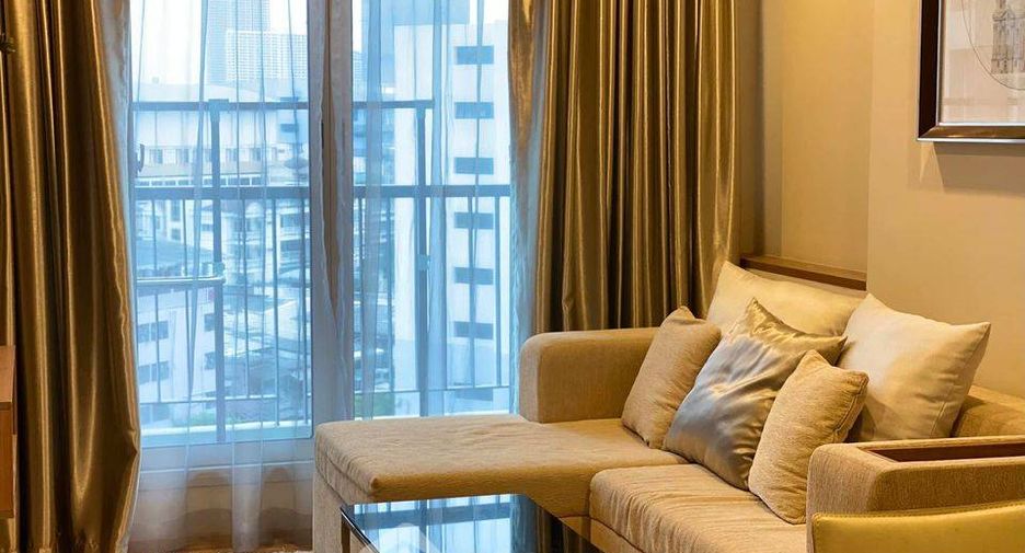 For sale 1 bed condo in Sathon, Bangkok