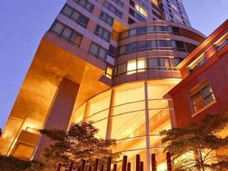 For sale 3 bedrooms apartment in Sathon, Bangkok