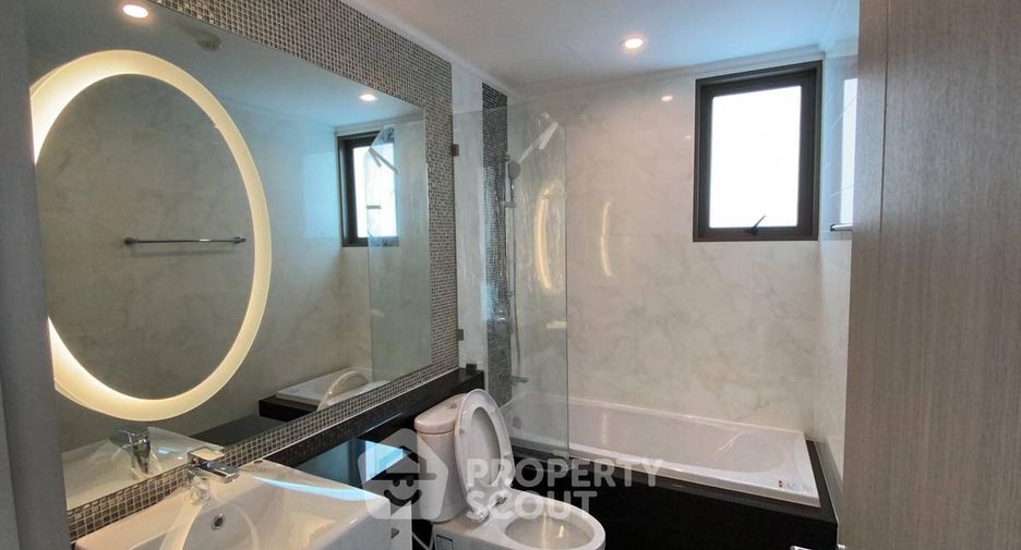 For rent and for sale 2 bedrooms condo in Watthana, Bangkok