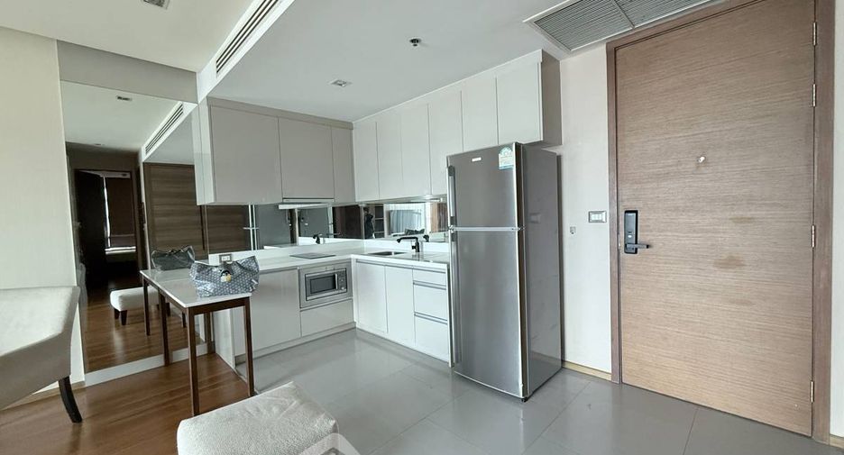 Продажа 2 спальни кондо в Сатхон, Бангкок