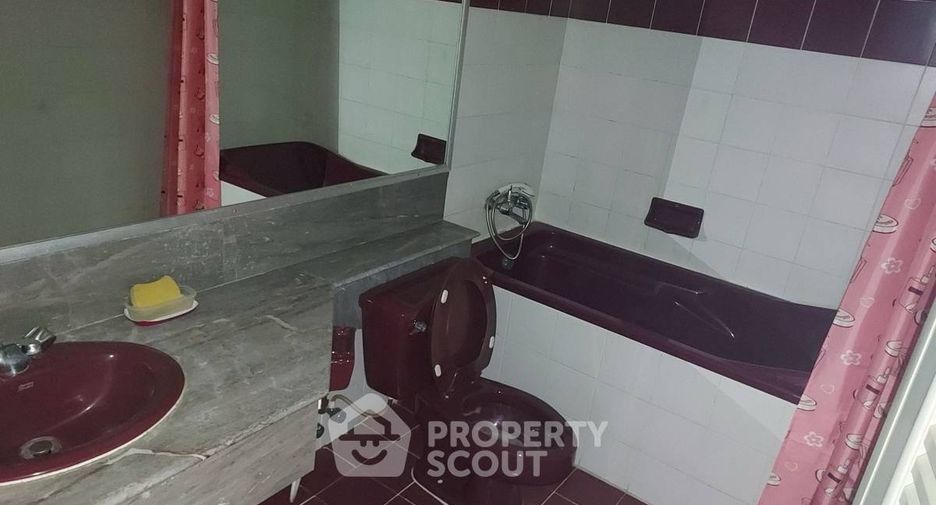 Wohnung zum Kauf mit 2 Zimmer in Watthana, Bangkok