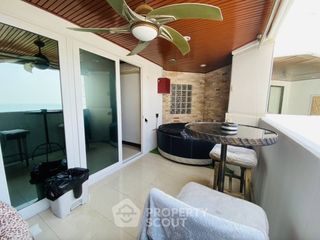 For sale 3 ベッドルーム condo in Bang Lamung, Chonburi