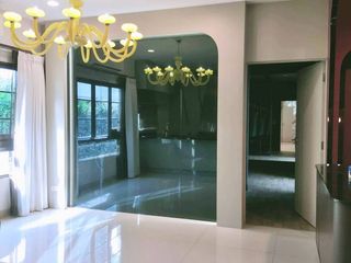 Casa en venta de 4 habitaciones en Bang Khen, Bangkok