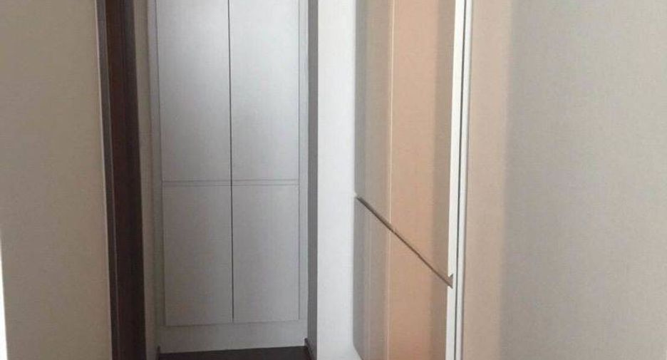 À louer et à vendre 1 chambre condo à Watthana, Bangkok