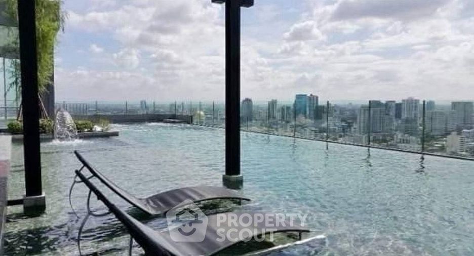 For rent そして for sale 2 ベッドルーム condo in Watthana, Bangkok