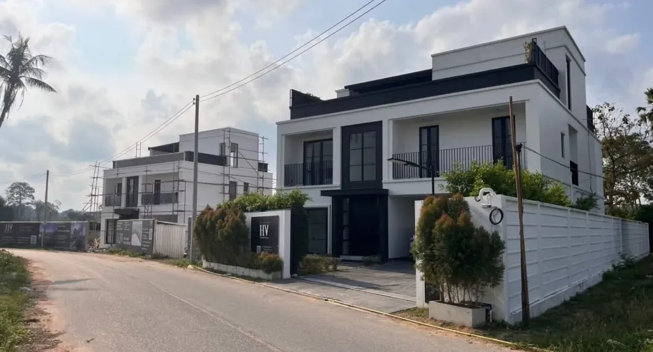 ให้เช่า 6 ห้องนอน วิลล่า ใน บางละมุง, ชลบุรี