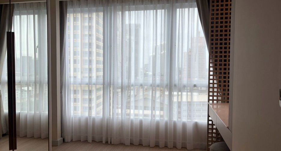 À louer 4 chambres appartement à Khlong Toei, Bangkok