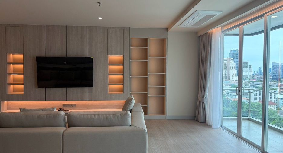 À louer 4 chambres appartement à Khlong Toei, Bangkok