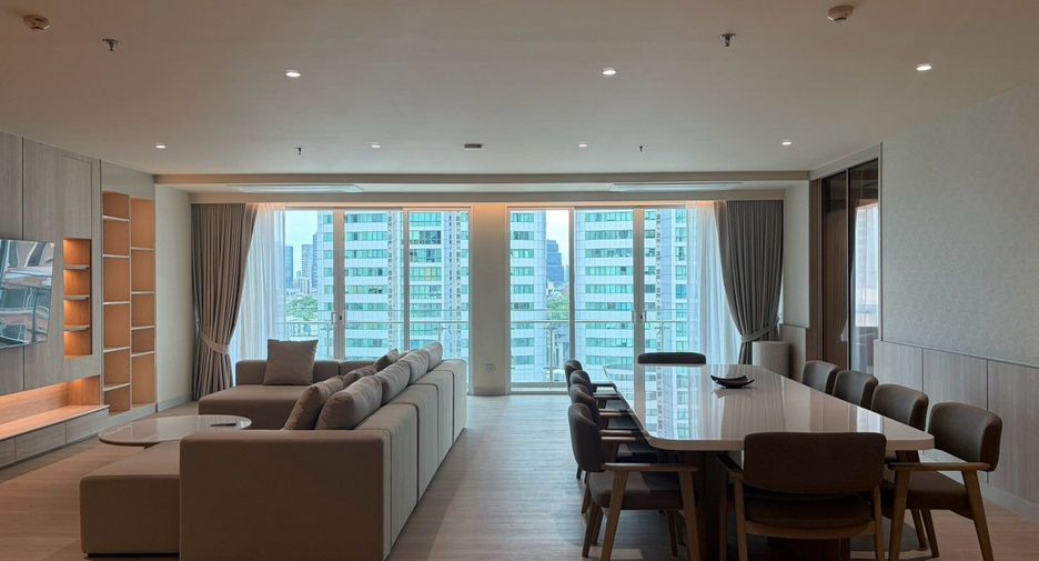 À louer 4 chambres appartement à Khlong Toei, Bangkok