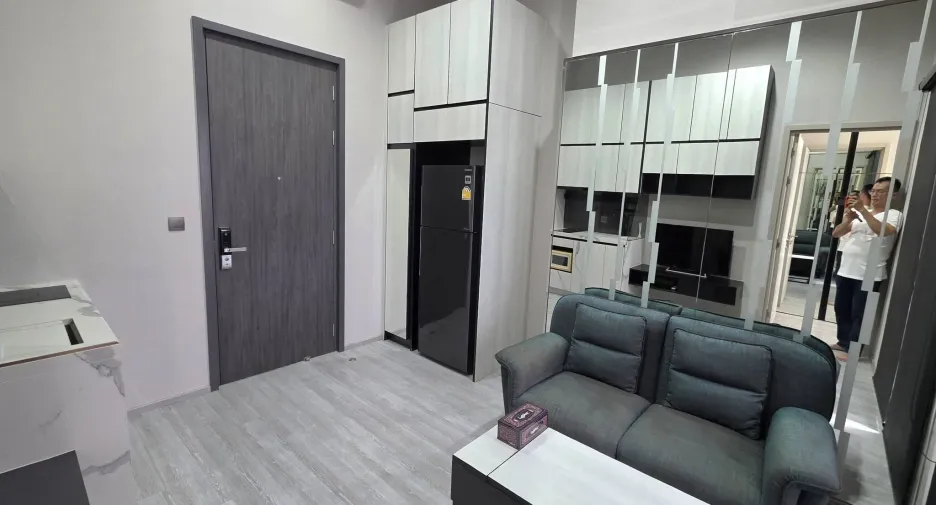À louer 1 chambre condo à Phra Khanong, Bangkok