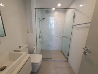Аренда 1 кровать кондо в Пхра Кханонг, Бангкок