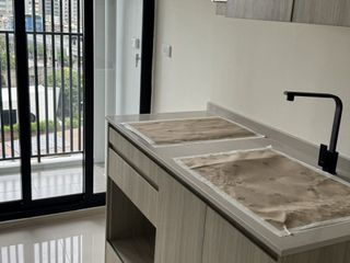 Condo en venta de 1 habitaciones en Phasi Charoen, Bangkok