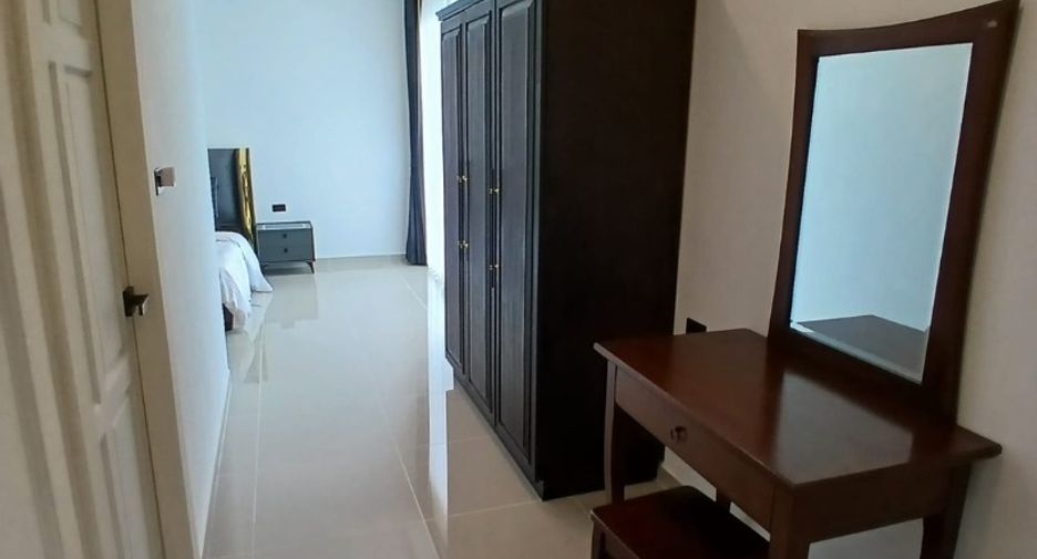 À louer 6 chambres villa à Bang Lamung, Chonburi