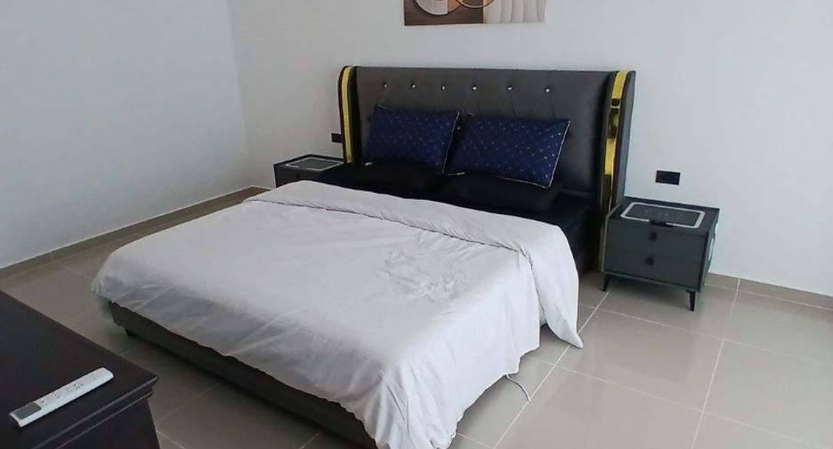 À louer 6 chambres villa à Bang Lamung, Chonburi