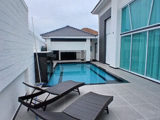 À louer 6 chambres villa à Bang Lamung, Chonburi
