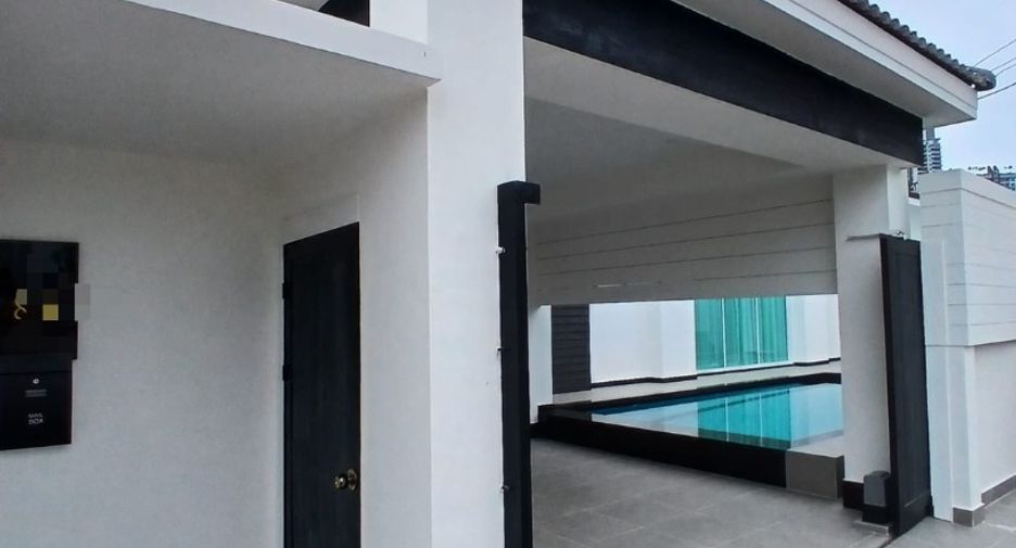 À louer 6 chambres villa à Bang Lamung, Chonburi