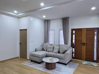 For rent 4 bedrooms house in Mueang Phuket, Phuket