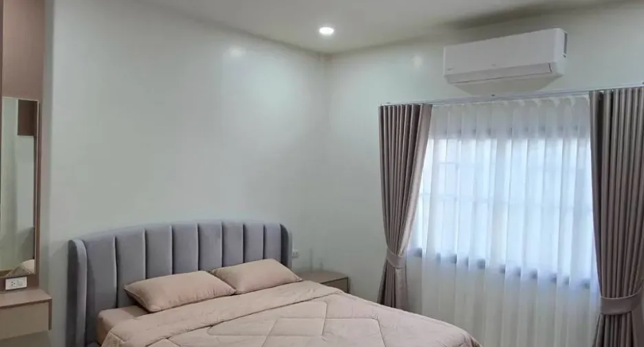 For rent 4 bedrooms house in Mueang Phuket, Phuket