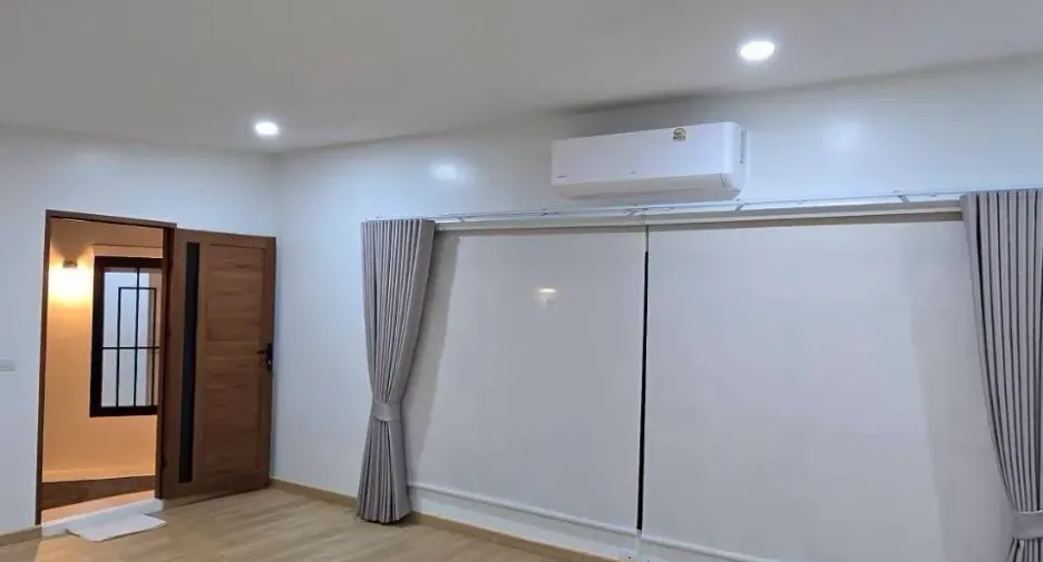 For rent 4 bedrooms house in Mueang Phuket, Phuket