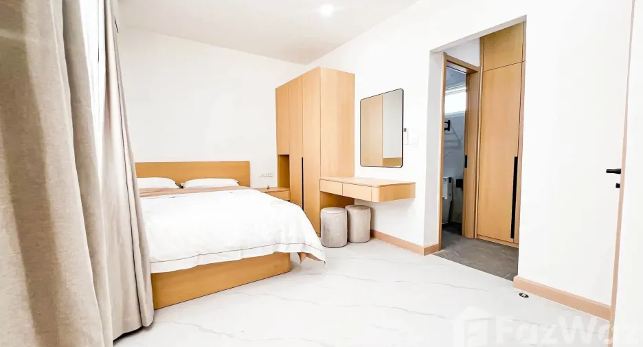 Villa zum Kauf mit 5 Zimmer in Bang Lamung, Chonburi