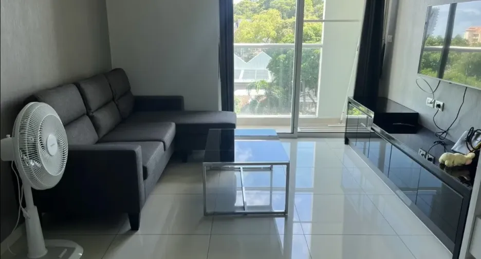 For rent 1 bed condo in Bang Lamung, Chonburi