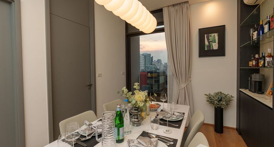 À louer 3 chambres condo à Watthana, Bangkok