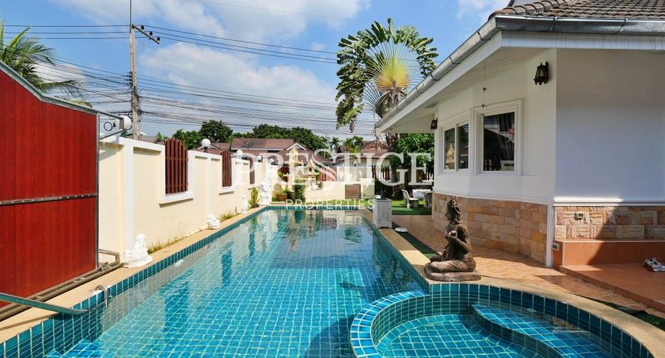 Haus zur Miete mit 4 Zimmer in Bang Lamung, Chonburi