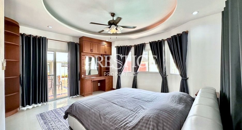 Haus zur Miete mit 4 Zimmer in Bang Lamung, Chonburi