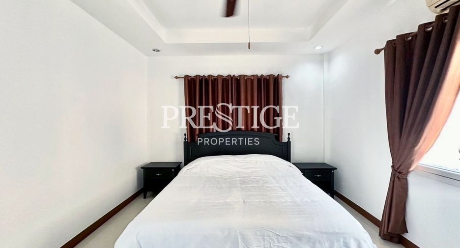 Haus zur Miete mit 4 Zimmer in Bang Lamung, Chonburi