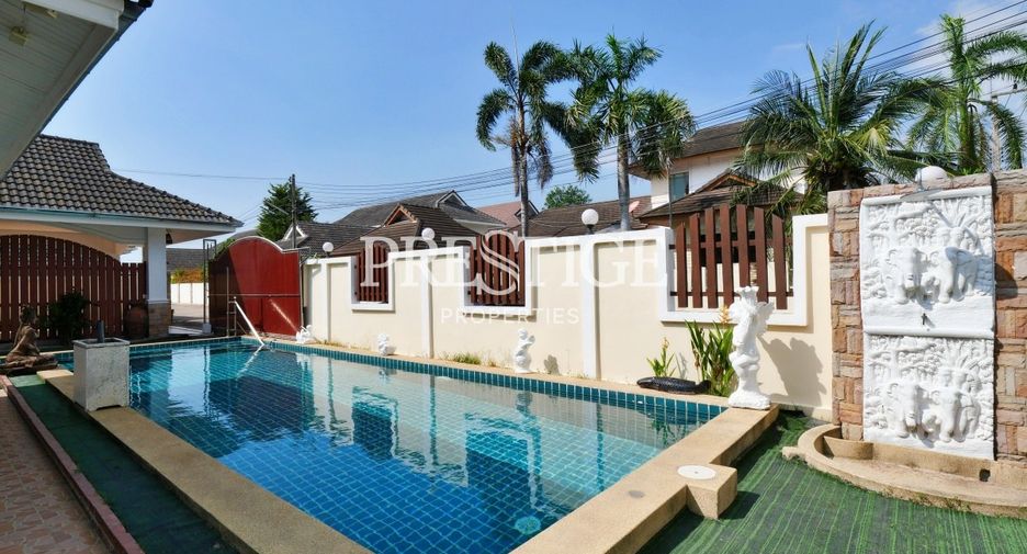 Haus zur Miete mit 4 Zimmer in Bang Lamung, Chonburi